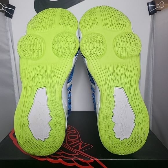 SIZE 7- Nike LeBron 17 GS 'Sprite' Blue-Ghost Green VNDS 2020  BQ5594-434  Fits - Picture 7 of 16